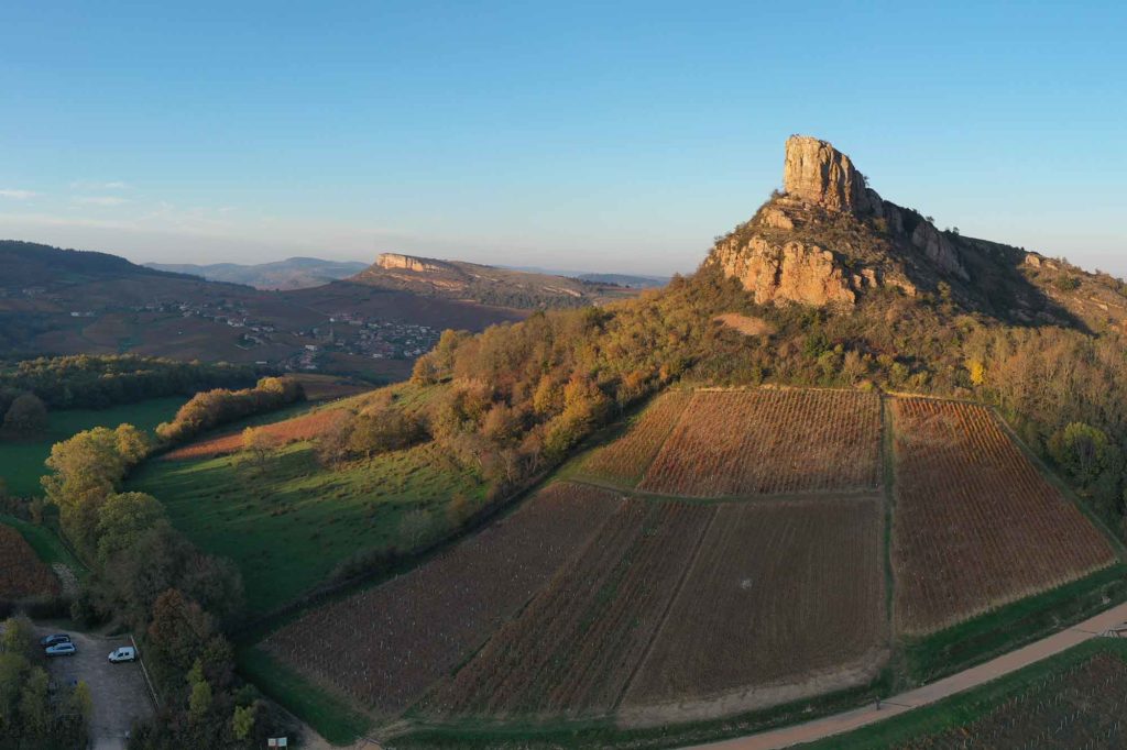 Camping Bourgogne à proximité de la Roche de Solutré