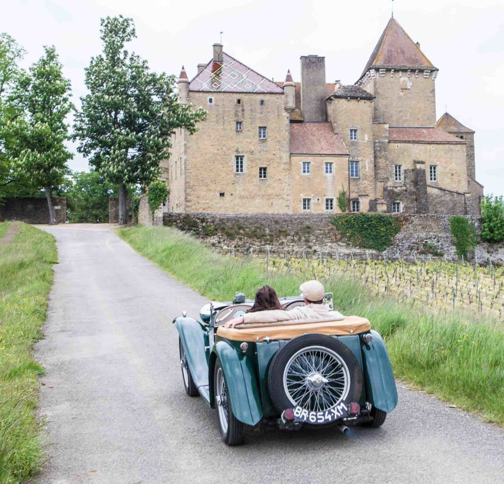 Camping Bourgogne à côté du Château de Pierreclos