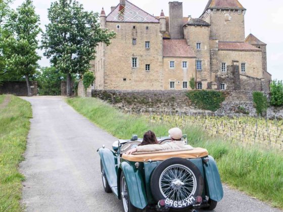 Camping Bourgogne à côté du Château de Pierreclos